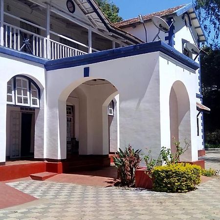Ywca Wyoming Hotel Coonoor Buitenkant foto
