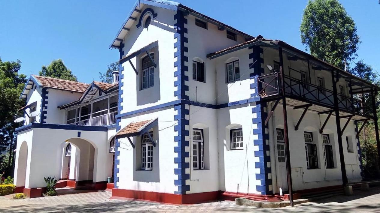 Ywca Wyoming Hotel Coonoor Buitenkant foto